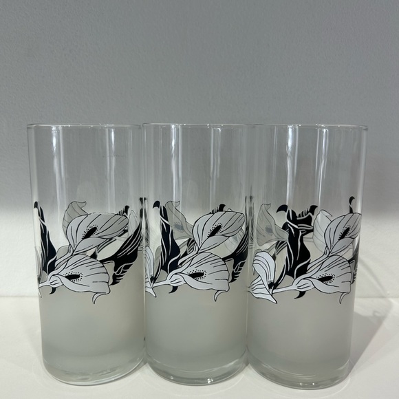 Cerve Other - Vintage Floral Highball Glasses - Black & White - Made in Italy